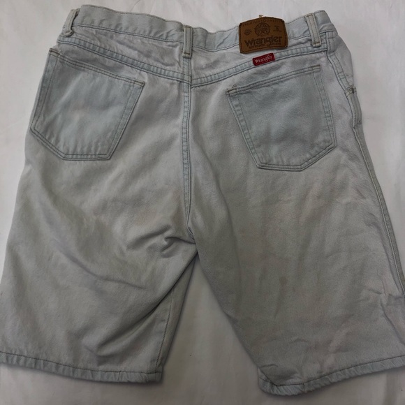 VTG Wrangler Jean Shorts - Picture 2 of 3
